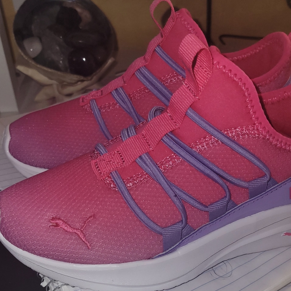 Little Girl Pink and Purple Puma